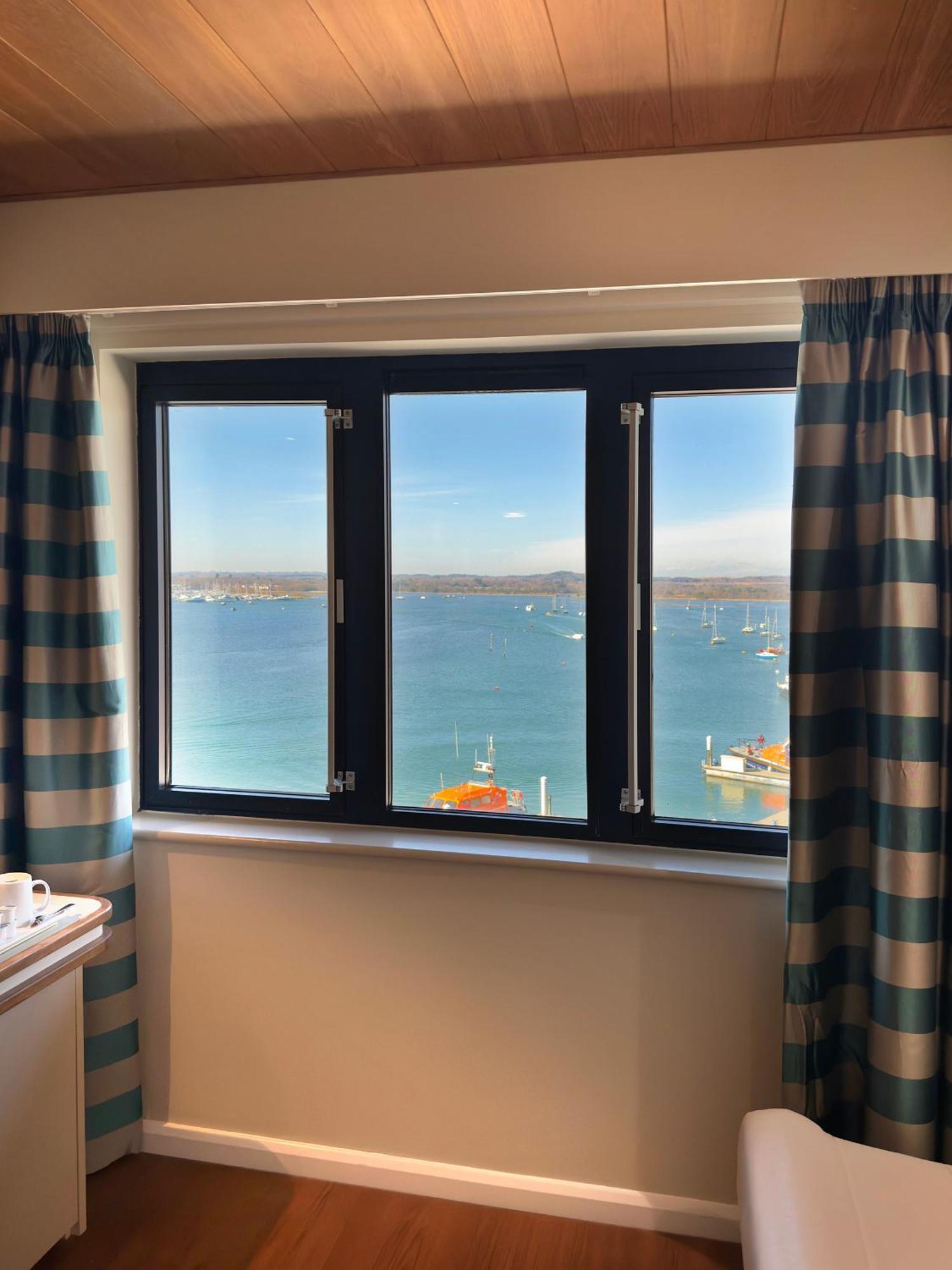 浦耳 Rnli College酒店 外观 照片